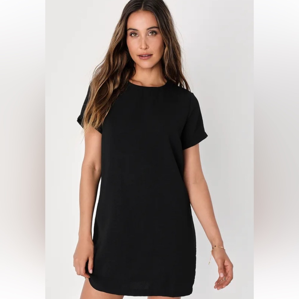 Lulus Black Shift Dress Size L. Tags on never worn.
